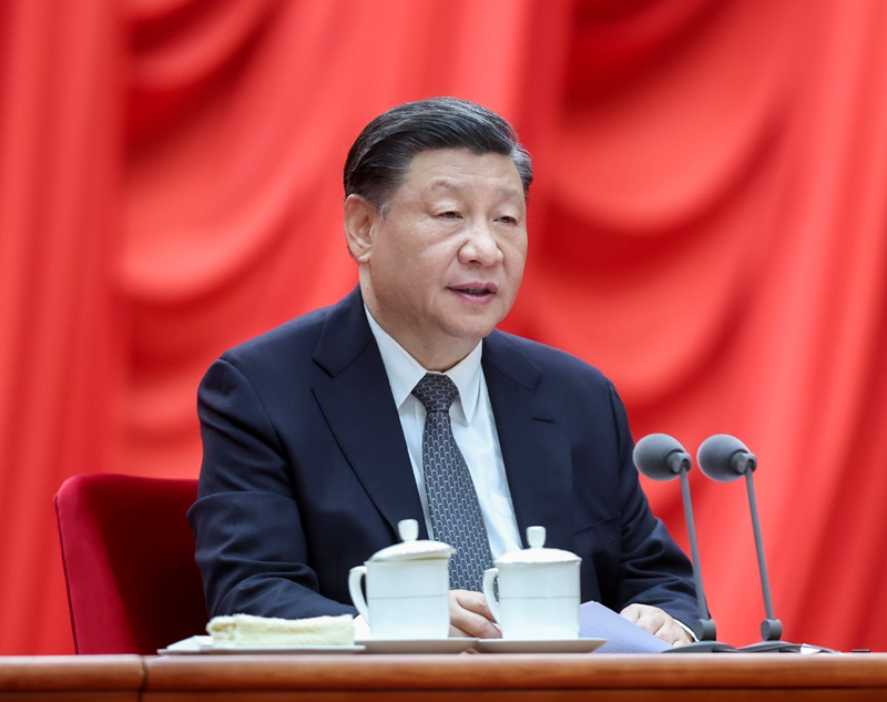 4月3日，學(xué)習(xí)貫徹習(xí)近平新時代中國特色社會主義思想主題教育工作會議在北京召開。中共中央總書記、國家主席、中央軍委主席習(xí)近平出席會議并發(fā)表重要講話。